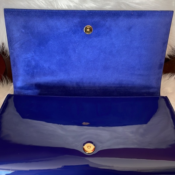100% AUTHENTIC YSL CLUTCH IN BLUE PATENT LEATHER - Picture 10 of 10